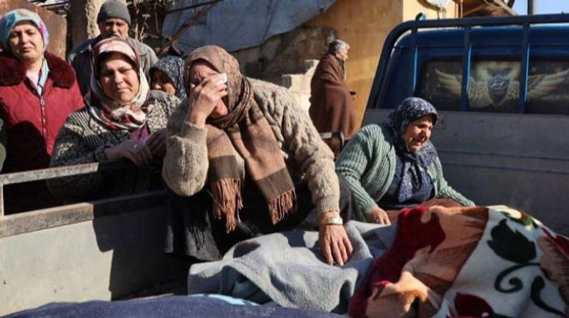 أنقاض زلزال سوريا وتركيا.. رائحة الموت تسحق آمال الحياة